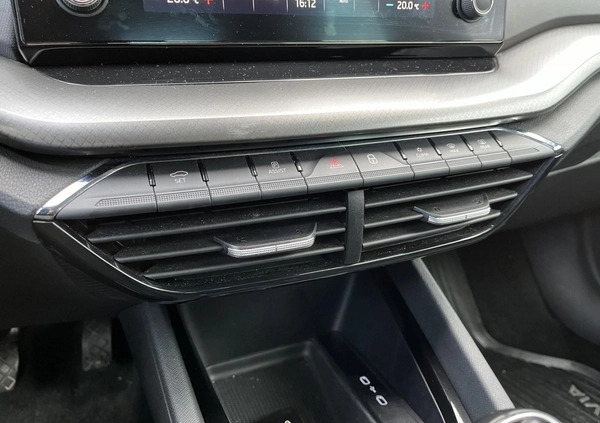 Skoda Octavia cena 74900 przebieg: 98529, rok produkcji 2020 z Kruszwica małe 352